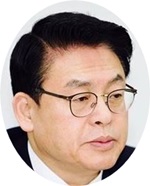 자유한국당 정우택 국회의원