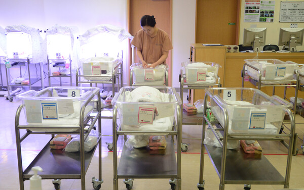 서울 중구에 위치한 산부인과 전문 제일병원 신생아실의 모습 [사진=제일병원 제공]